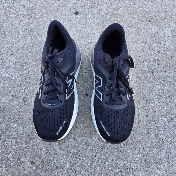 New Balance Fresh Foam 1540 X Rollbar Black and White Sneaker Women Size 10B - Picture 7 of 16